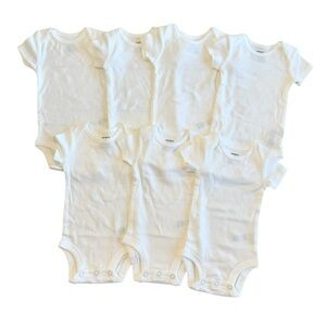 Carter's 100% Cotton Short-Sleeve 7-Piece Bundle White Newborn Baby Bodysuit